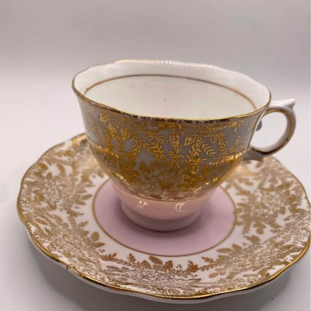 Royal Albert Gold Lace Pink Teacup and Saucer Set